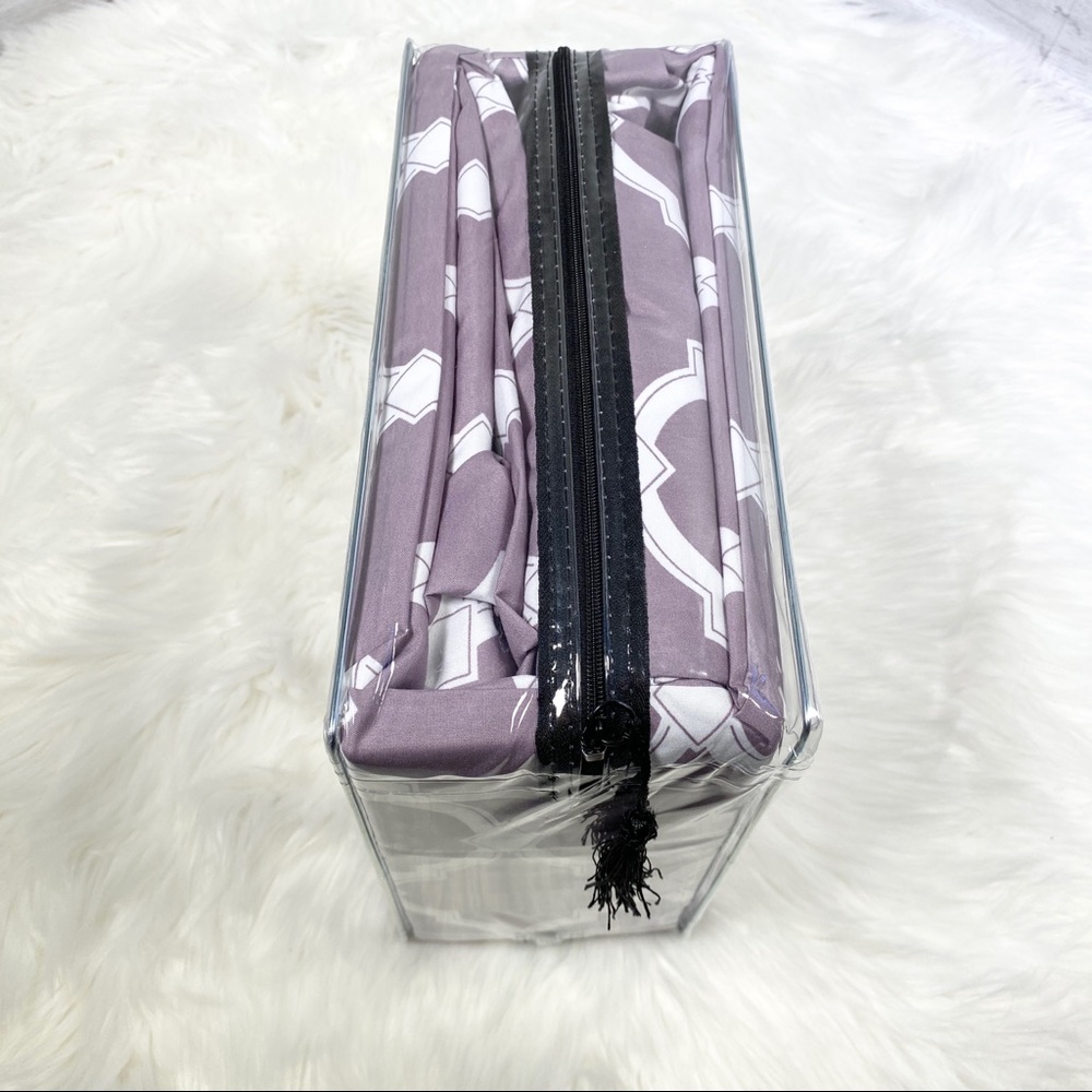 ✨FINAL STOCK✨King 4pc Lavender Arabesque Bedsheets - Picture 3 of 5